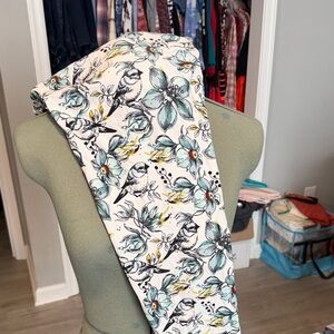 LuLaRoe Floral Bird Print TC Leggings - White and Blue